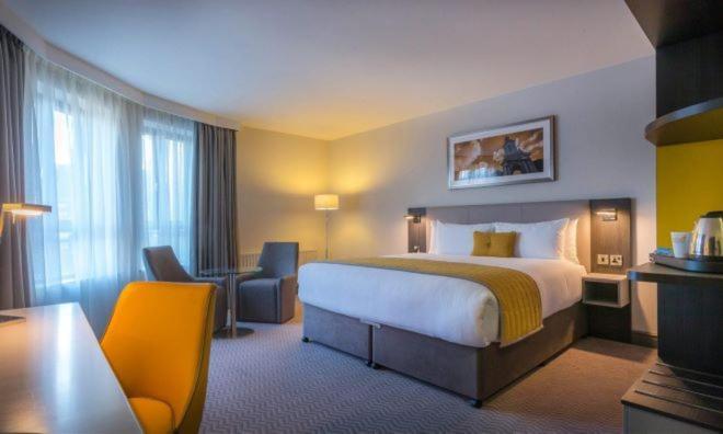 Maldron Hotel Merrion Road Dublín Exterior foto
